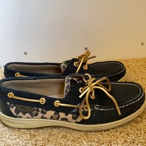 Black leopard sperry shoes